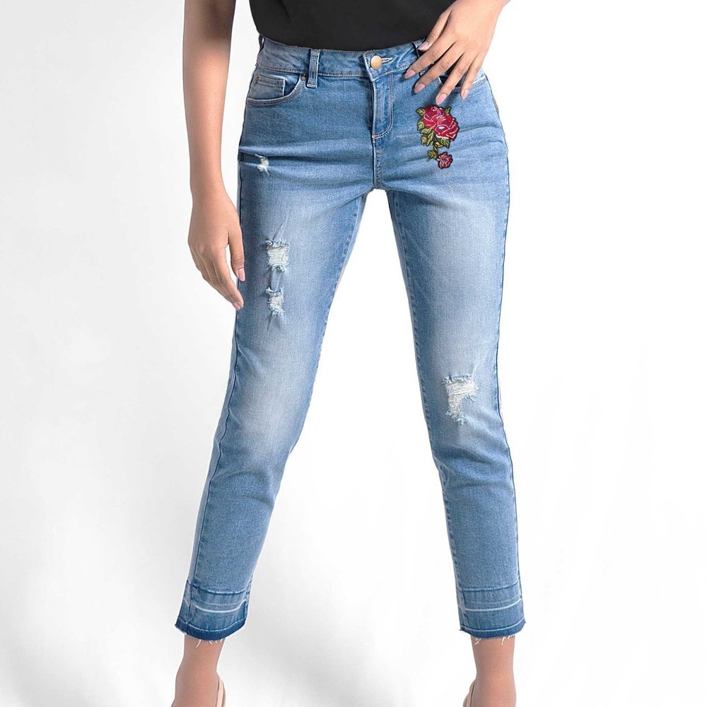 OLGYN Women’s Stretch Light Blue Denim Ankle Pant
